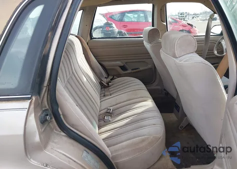 1993 Mercury Topaz Gs z USA, uszkodzony, nr VIN 1MEPM36XXPK632946